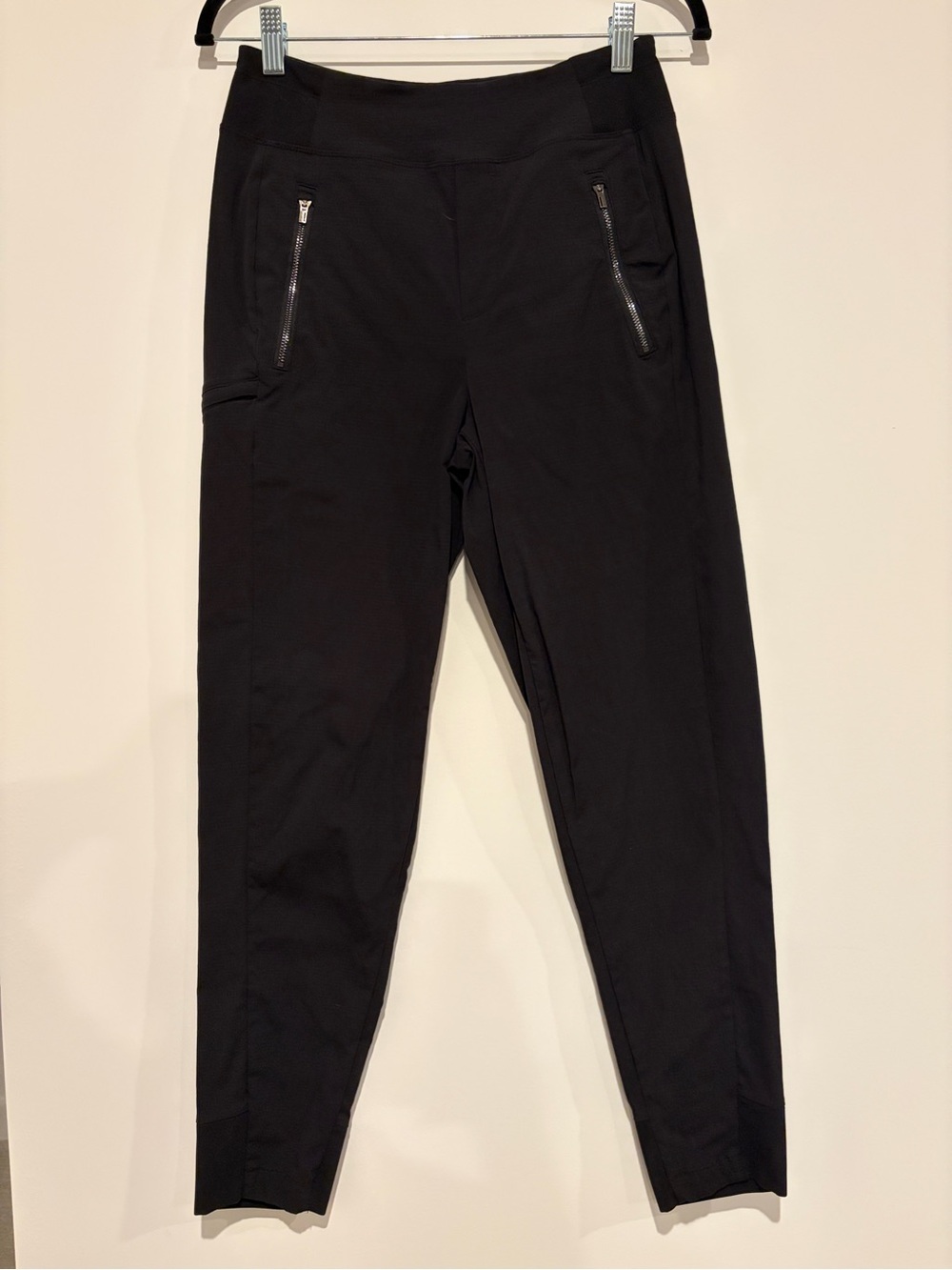 Athleta Headlands Hybrid Cargo Tight Pants Solid Black Size 0